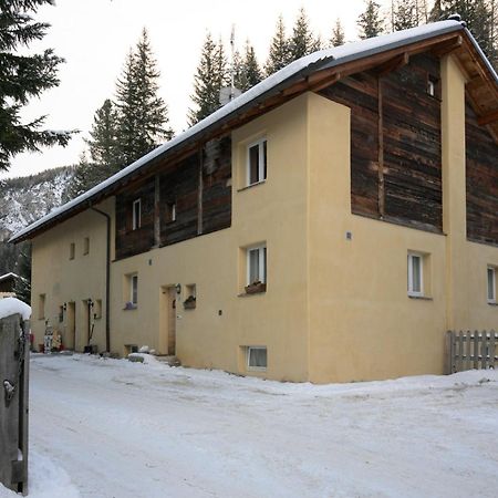 Chesa Gulas - La Punt-Chamues-Ch Exterior photo